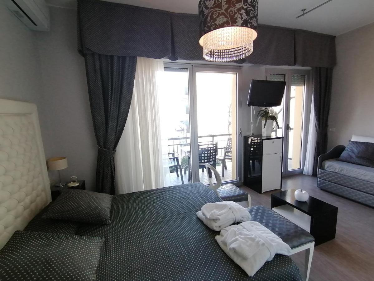 Hotel Nordic Bellaria-Igea Marina Bagian luar foto