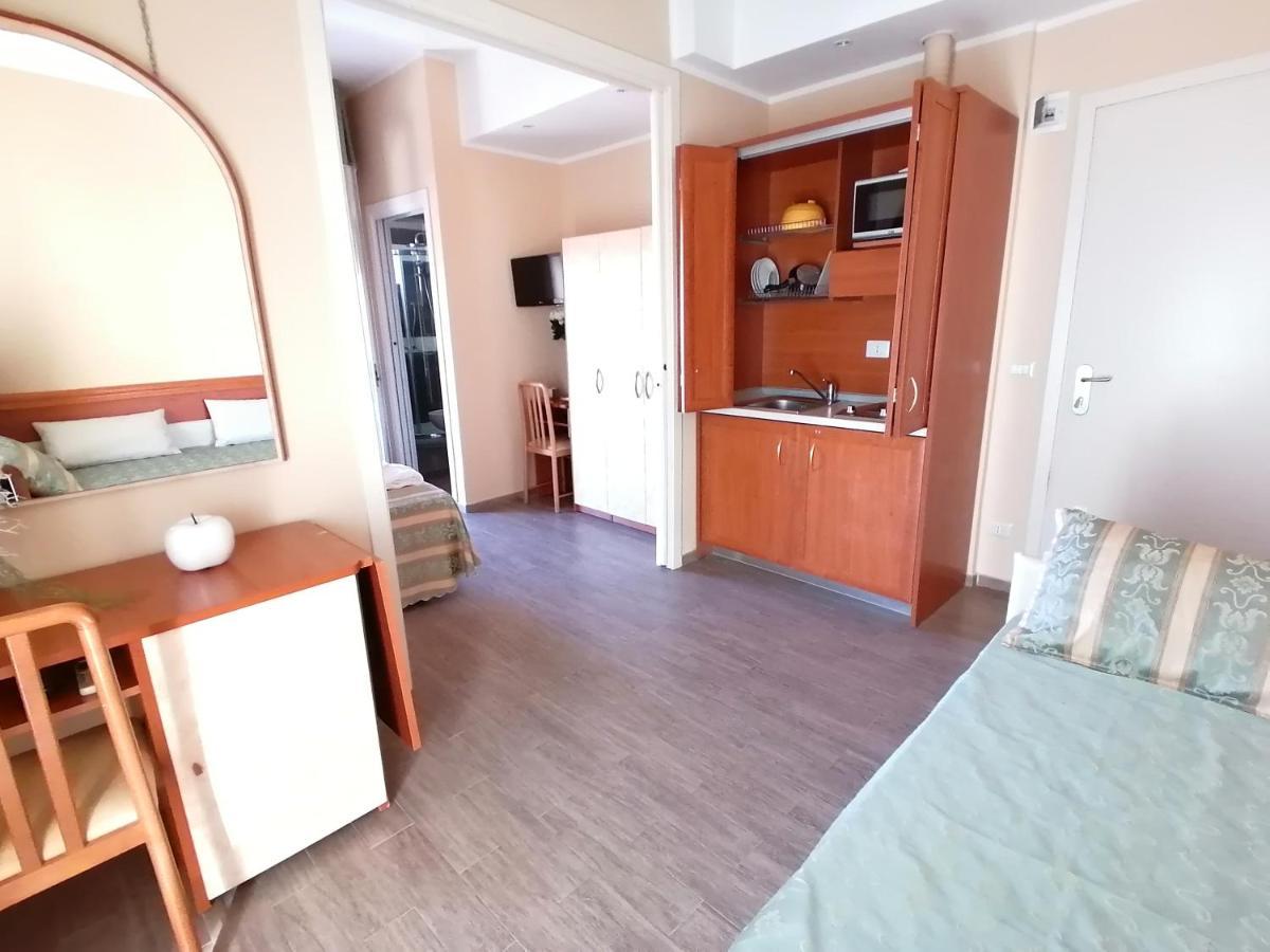 Hotel Nordic Bellaria-Igea Marina Bagian luar foto