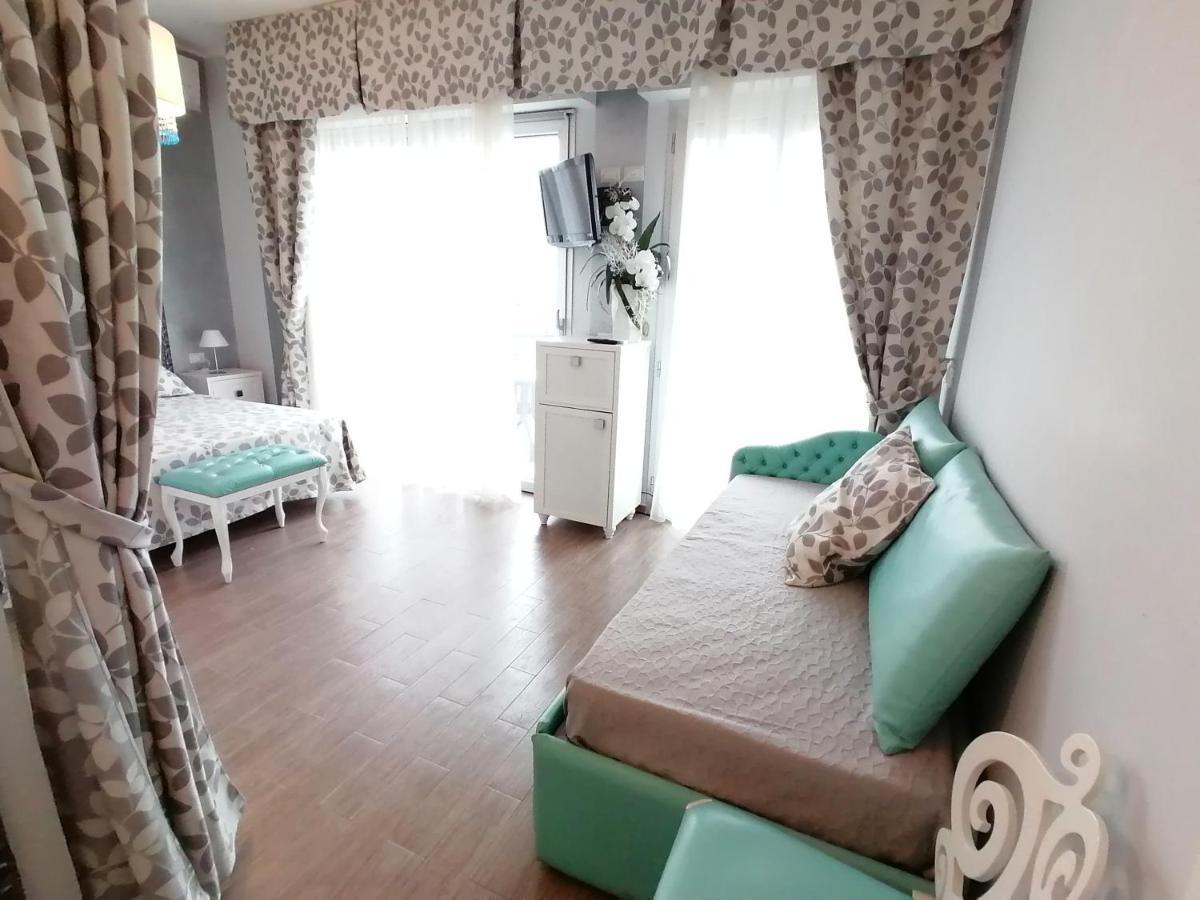 Hotel Nordic Bellaria-Igea Marina Bagian luar foto